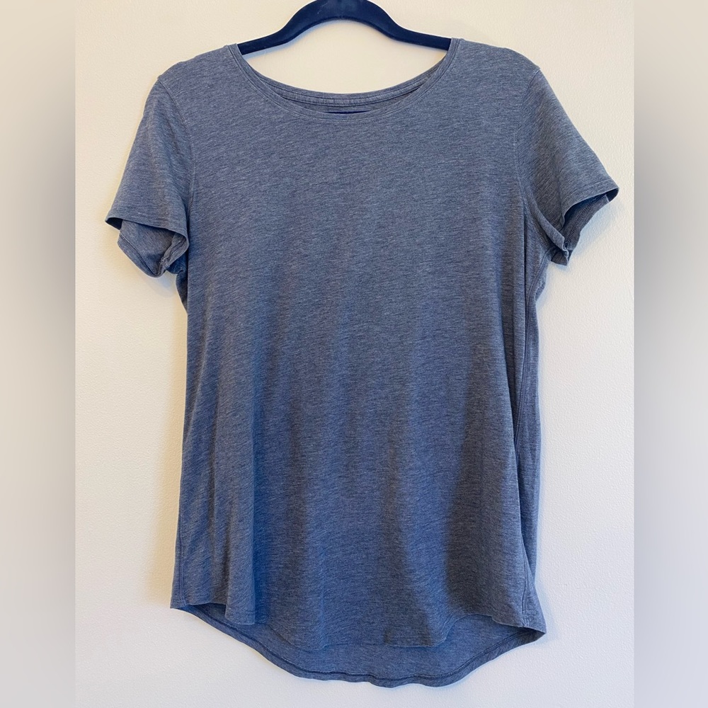 Lululemon ink blue t-shirt